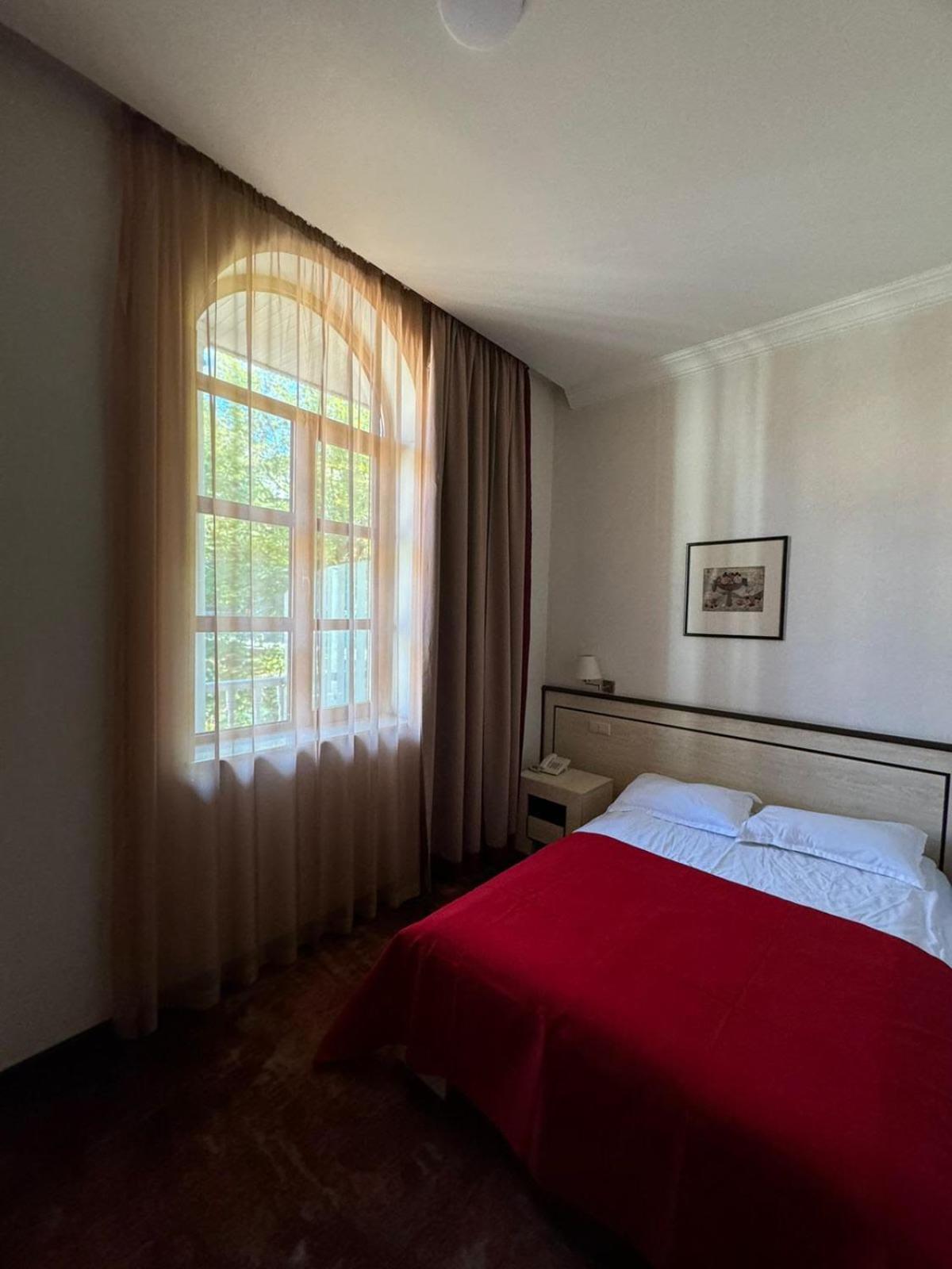 Hotel Rike Park Tiflis Exterior foto