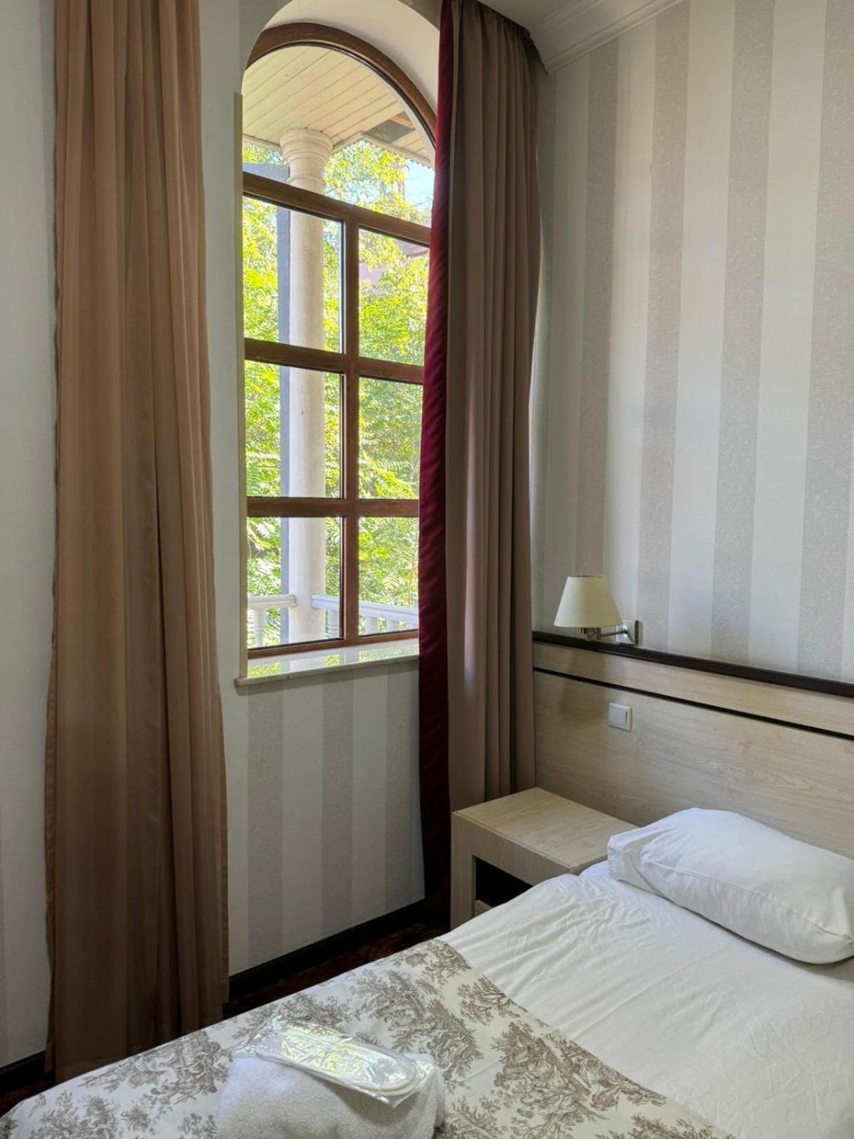Hotel Rike Park Tiflis Exterior foto