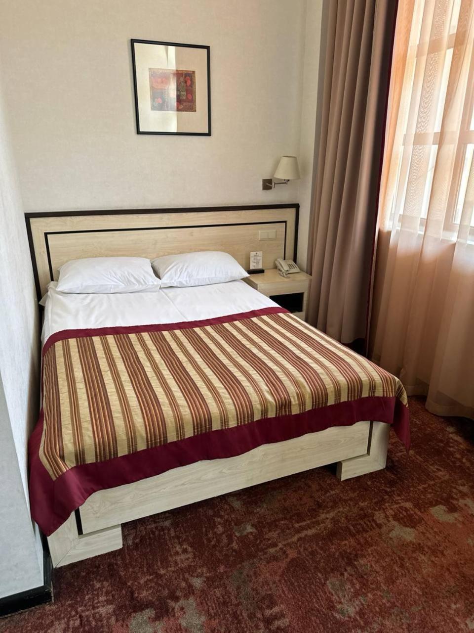 Hotel Rike Park Tiflis Exterior foto
