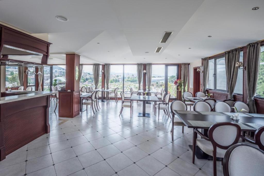 Hotel Rike Park Tiflis Exterior foto