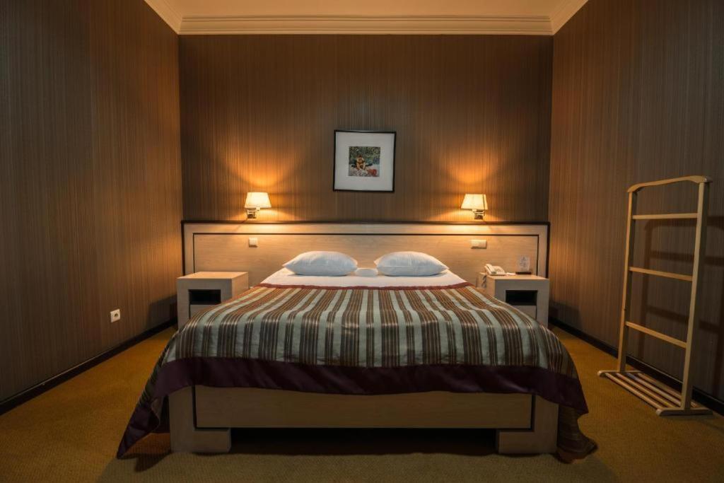 Hotel Rike Park Tiflis Exterior foto