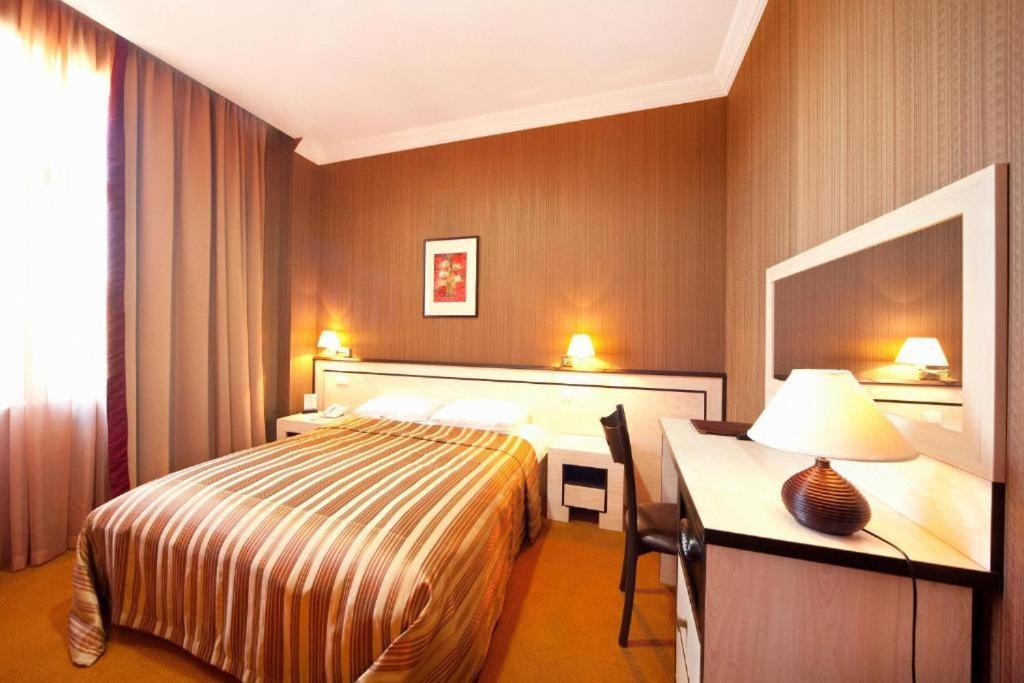 Hotel Rike Park Tiflis Exterior foto